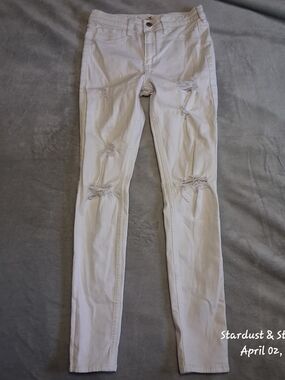 High Rise Super Skinny Distressed White Jeans Size 27 / 5S Made By Hollister